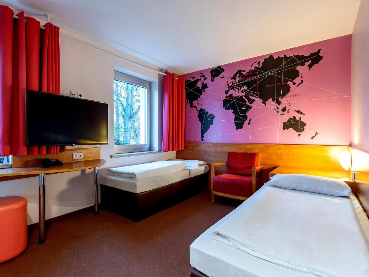 Hotel Hannover-Garbsen Bagian luar foto